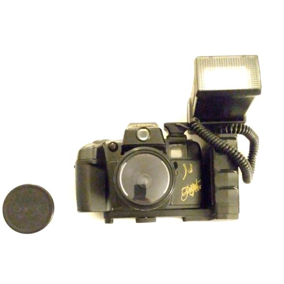 Olempic Advanced Camera Model AE-6060X Focus Free 35mm